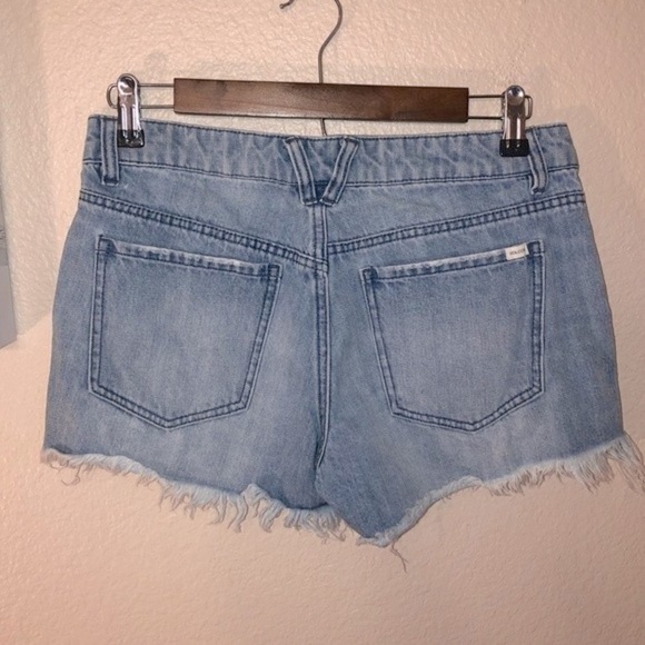 VOLCOM Stoned Distressed Shorts Size 5 - Picture 5 of 9